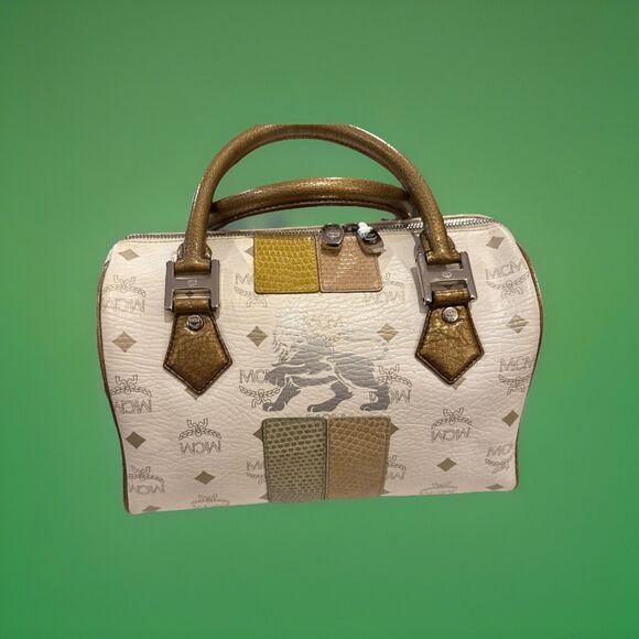 MCM Boston Bag Princess Lion Design EUC Cream W/Gold Handles & Silver Hrdwr COA